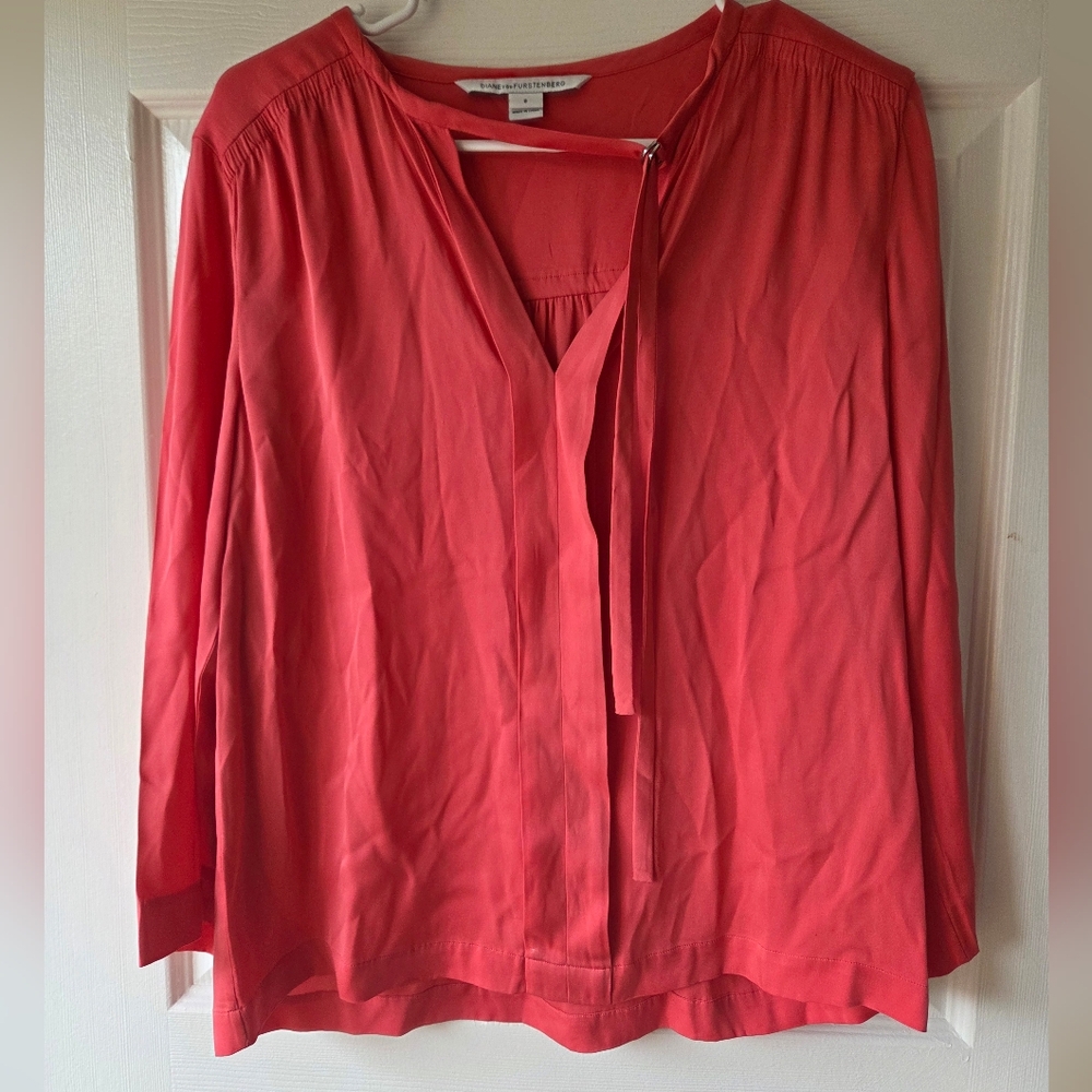 Diane Von‎ Furstenberg Blouse Size 8 Silk Blend Top - Picture 4 of 4